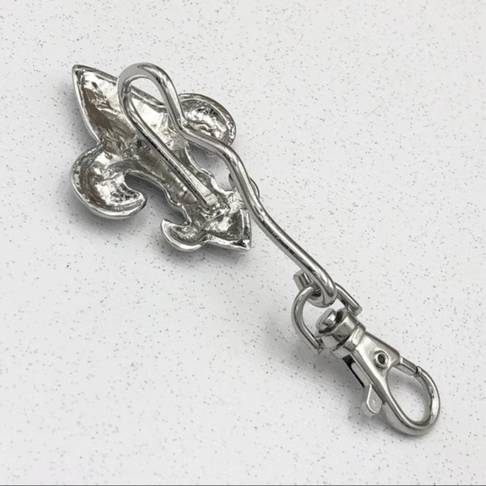 🌼 Fleur De Lis Silver Rhinestone Purse Key Holder Hook Keychain